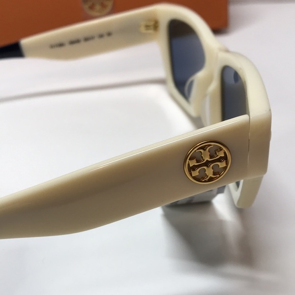 New Authentic Tory Burch TY7169U Sunglasses – Navy/Ivory Vintage Stripes main image 11